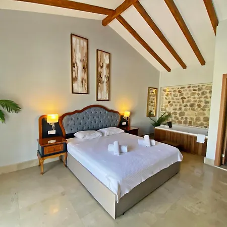 Tlos Dream 3+1 Villa, Oezel Havuzlu,